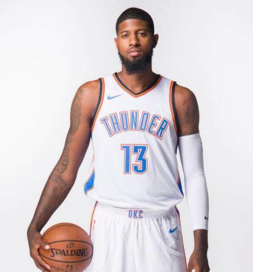 日本足协官方：铃木彩艳因伤缺席本月名单，野泽大志替补入选（日本足协宣布：铃木彩艳因伤无缘本月名单，野泽大志递补入选）